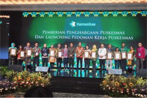 Puskesmas Tenayan Raya Raih Penghargaan sebagai Puskesmas Terbaik Perkotaan dalam Integrasi Layanan Primer